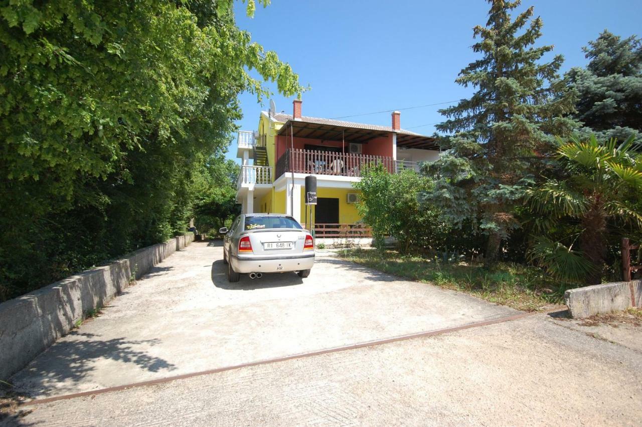 Apartments Juric By El-Pi Tours Njivice Exterior photo